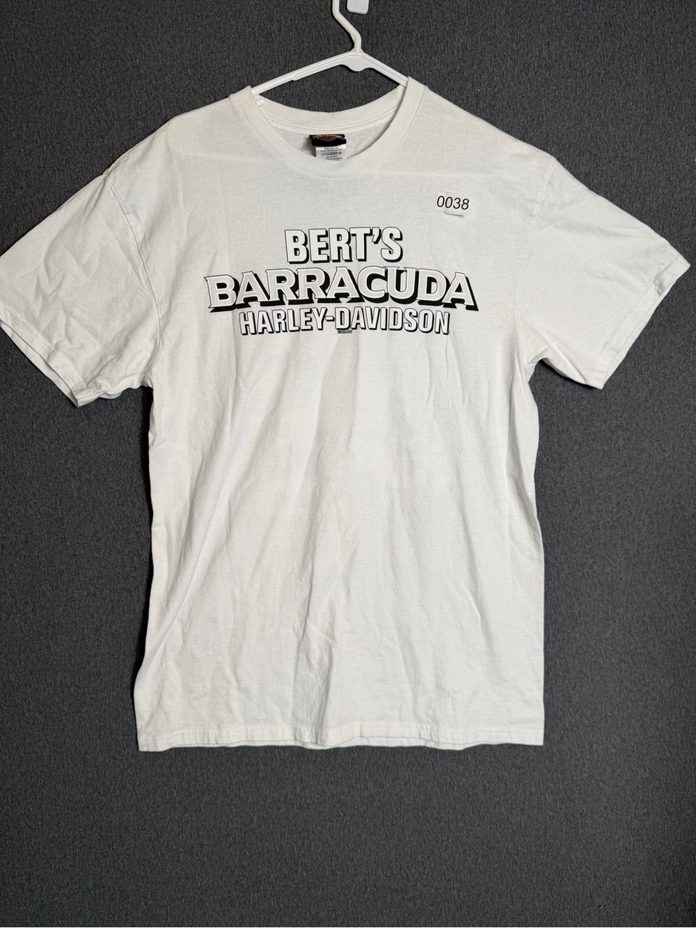 Harley-Davidson White 'Bert's Barracuda' Graphic Tee Large